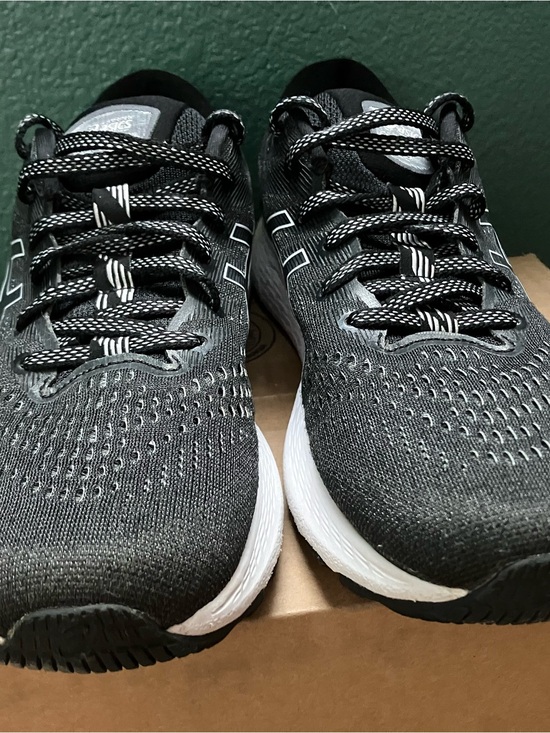 Asics Shoes - Asics Gel Kayano Black and White Women's 9.5 Athletic Running Shoes